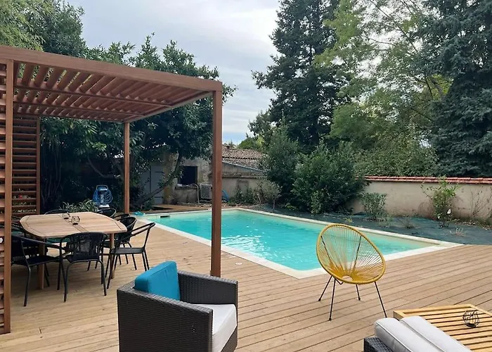 Belle Villa Perigourdine Avec Piscine